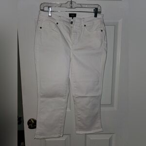 NYDJ White Capri Pants